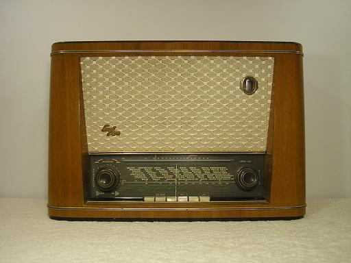 Luxor Attaché 3302 W